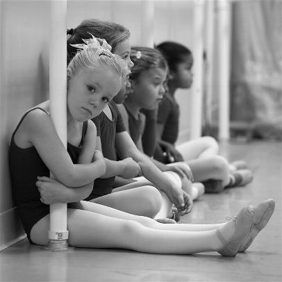 meninas esperando ballet